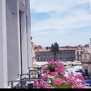 Fera O' Luni 2*, Catania Italien