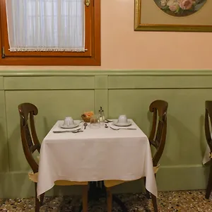Palazzo Cendon Piano Antico Otel Venedik